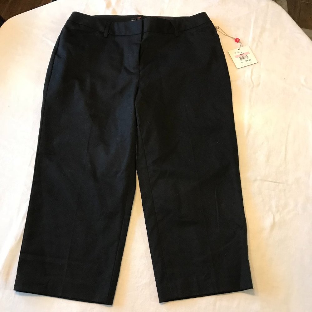 NWT Rafaella Black Capris Size 10P